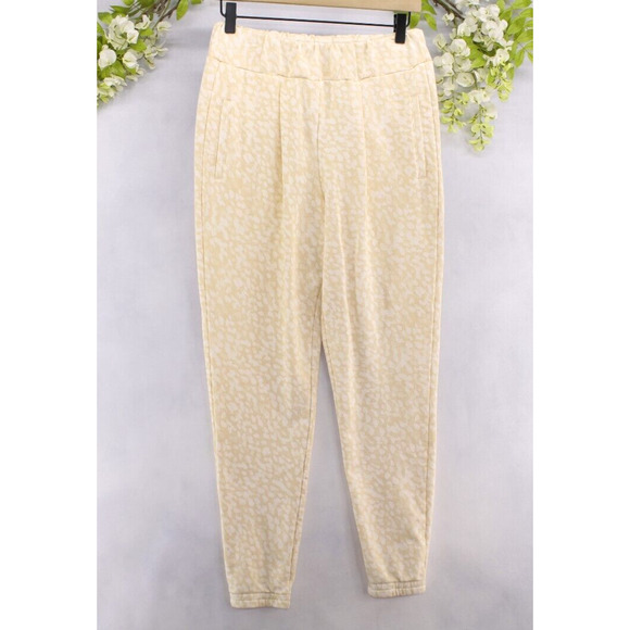 Fabletics Women's Sweatpants Jogger Sz S Cloe Slim Beige White Leopard Print - Picture 1 of 6